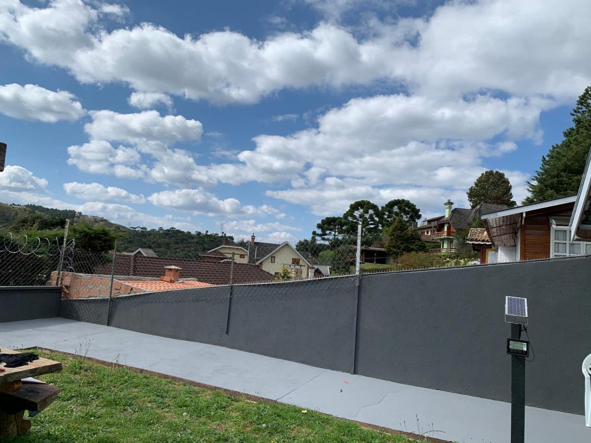 Kitnet Aconchegante Em Bairro Nobre Bem Localizado Apartment Campos do Jordao Bagian luar foto